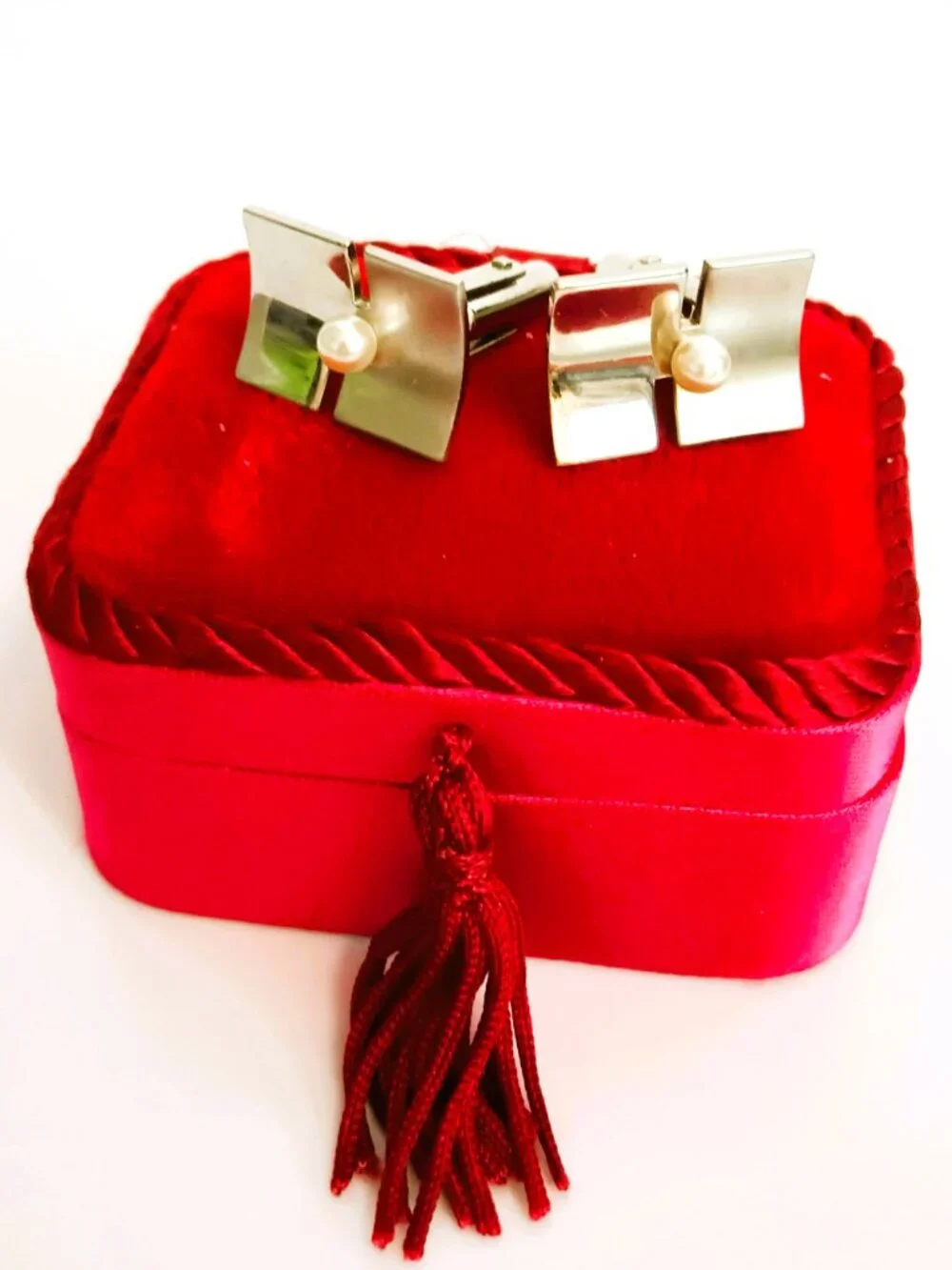 Silver Rectangle Scoop Pearl Cufflinks